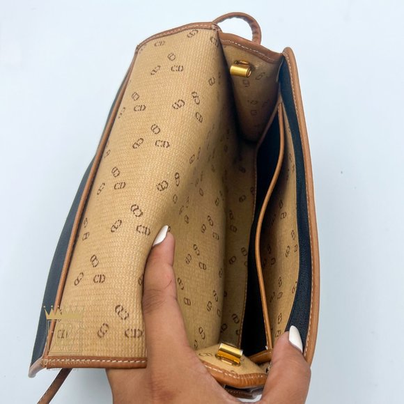 CHRISTIAN DIOR VINTAGE CROSSBODY BAG - Picture 11 of 13